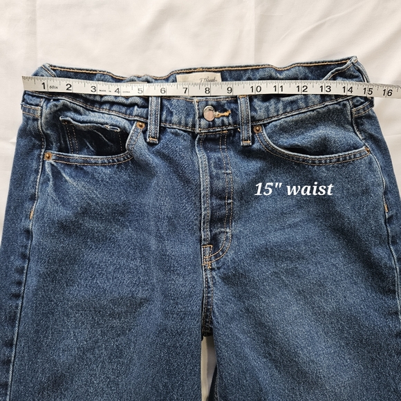 Universal Thread Womens 6R Mid Rise 90s Baggy Cuffed Jeans Med Wash Button Fly - Picture 6 of 15